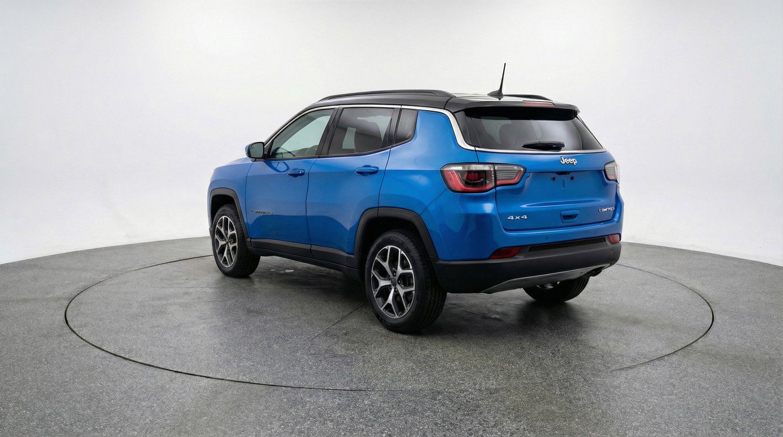 Used 2025 Jeep Compass Limited AWD/4WD image 6