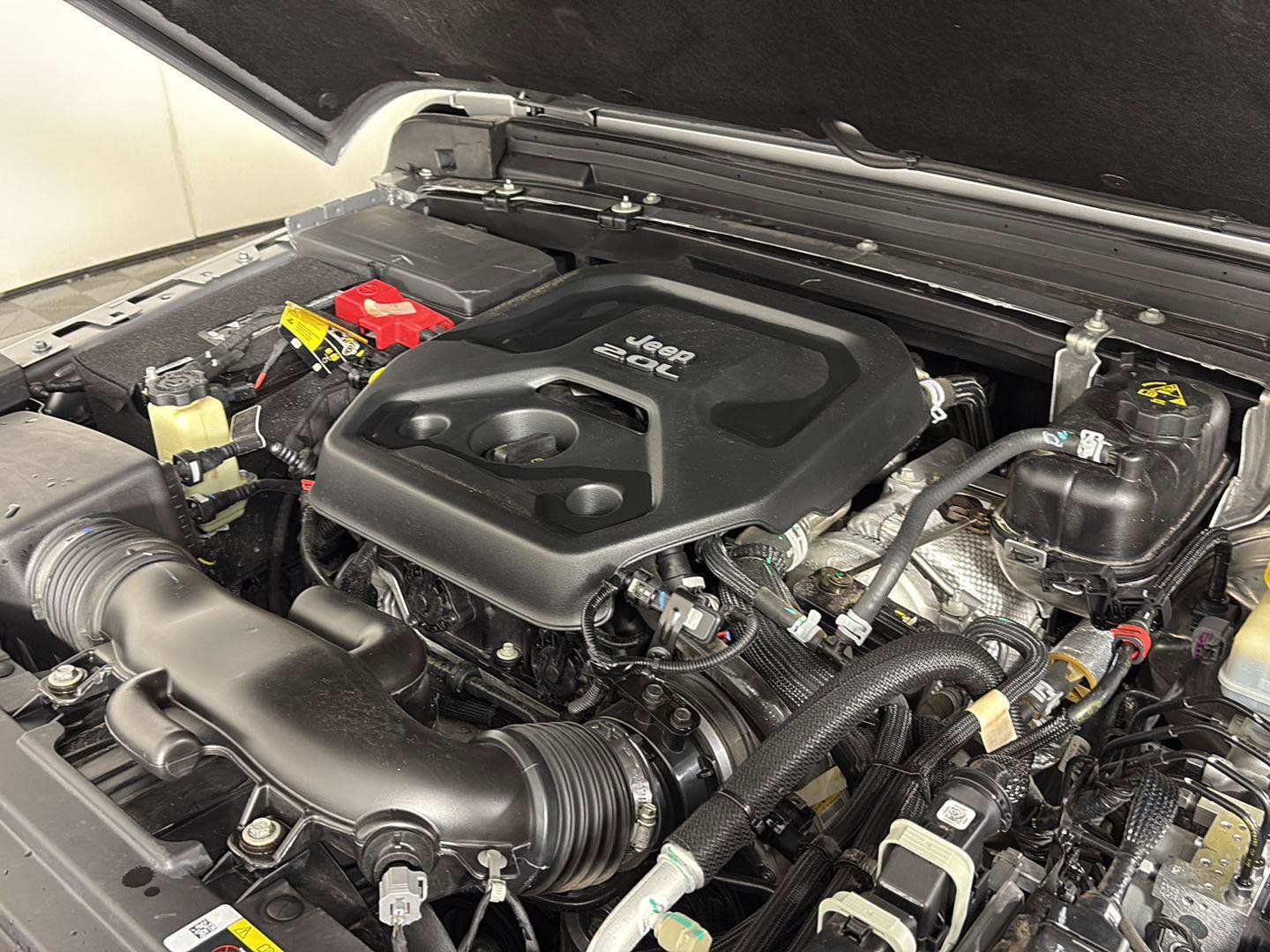 Used 2021 Jeep Wrangler Unlimited Sport image 12