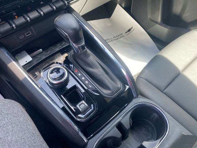 Used 2024 GMC Canyon Elevation w/ Convenience Package AWD/4WD image 17