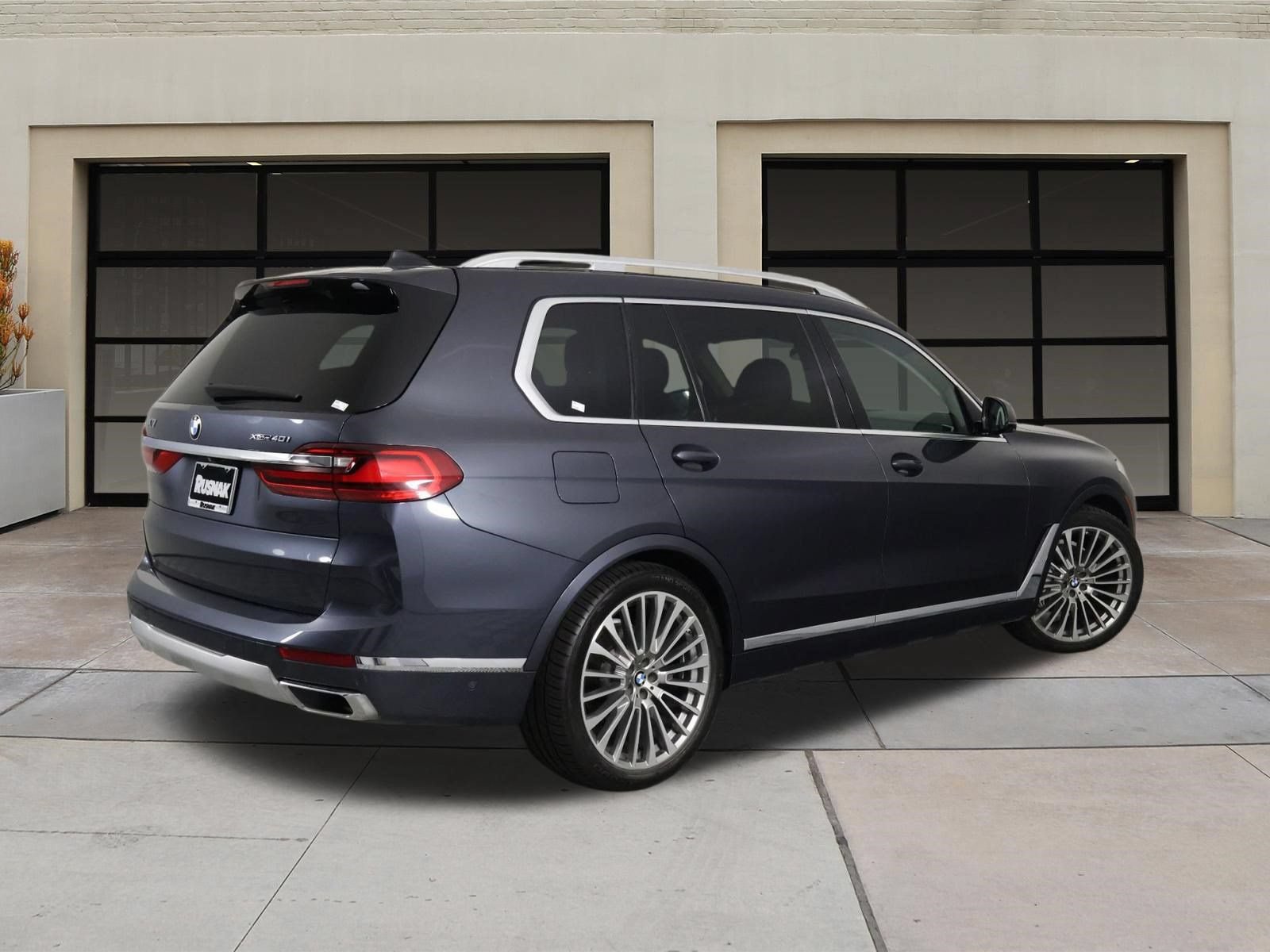 Used 2020 BMW X7 xDrive40i w/ Parking Assistance Package AWD/4WD image 4