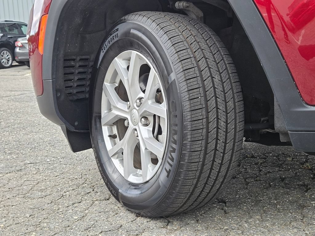 Used 2023 Jeep Grand Cherokee Limited AWD/4WD image 34