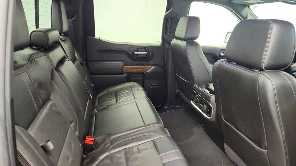 Used 2020 Chevrolet Silverado 1500 High Country w/ Technology Package image 25