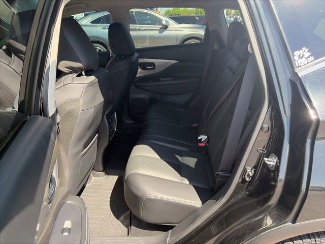 Used 2018 Nissan Murano SL w/ Midnight Edition Package AWD/4WD image 14