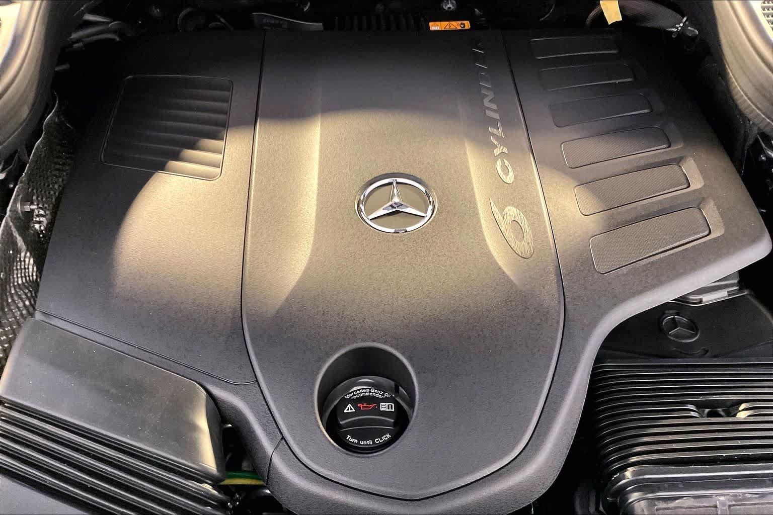 New 2027 Mercedes-Benz GLS 450 4MATIC image 15
