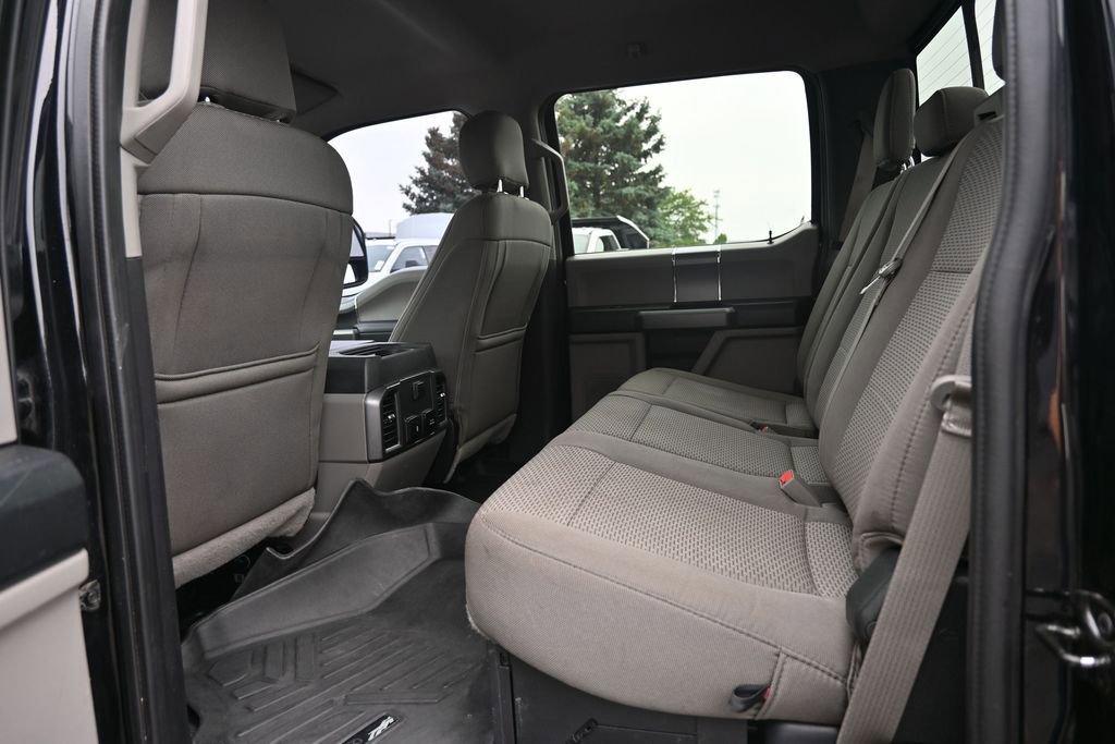 Used 2019 Ford F250 XLT w/ XLT Premium Package AWD/4WD image 18