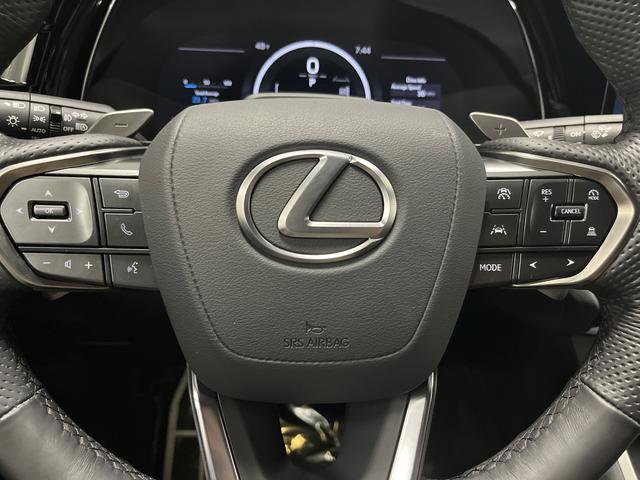 Used 2025 Lexus TX 500h AWD image 17