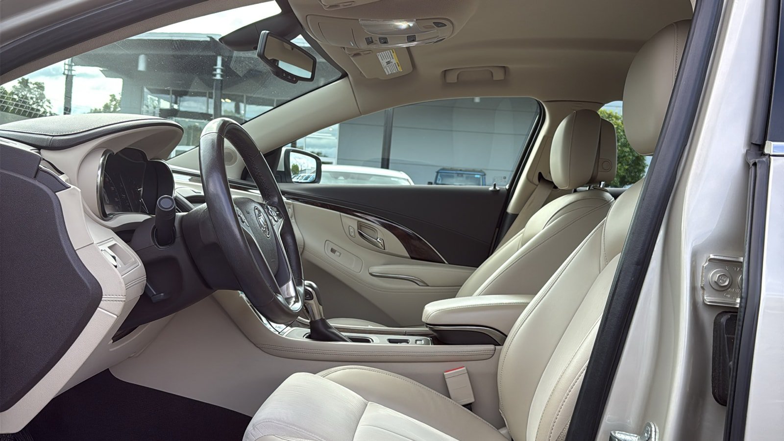 Used 2014 Buick LaCrosse FWD image 10