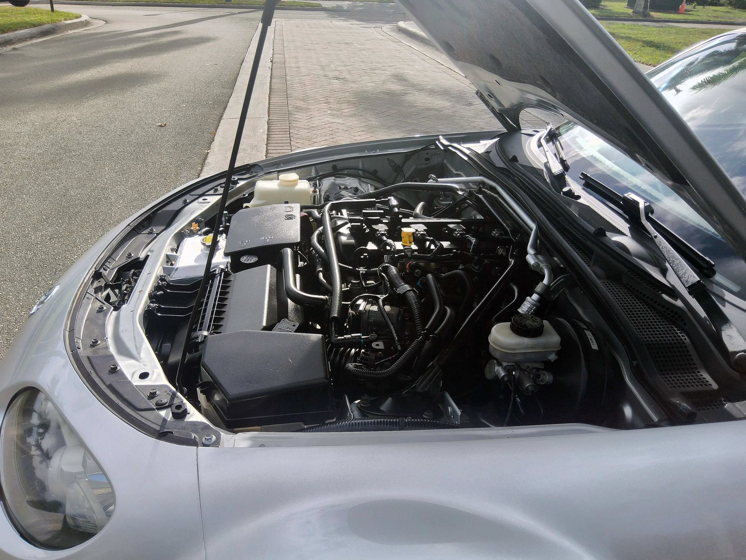 Used 2006 MAZDA MX-5 Miata Grand Touring RWD image 46