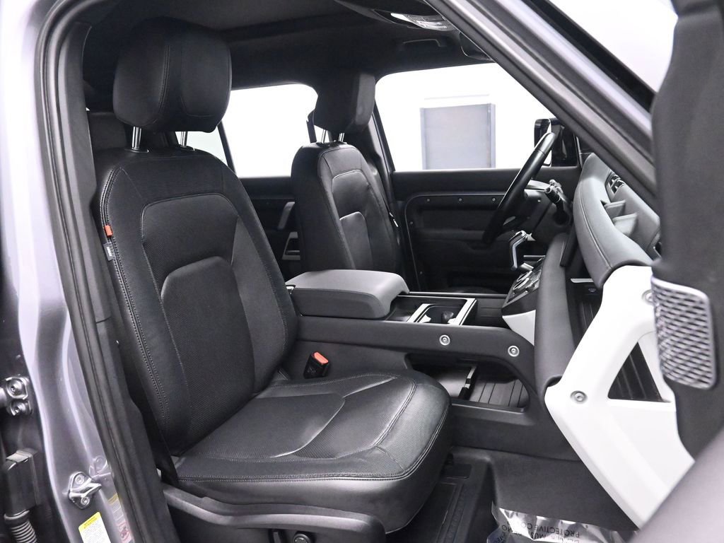 Used 2023 Land Rover Defender 110 X-Dynamic SE AWD/4WD image 25
