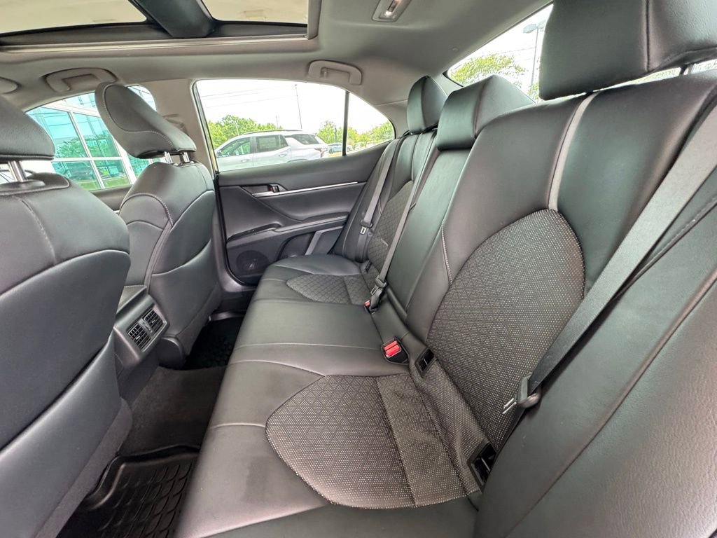Used 2019 Toyota Camry XSE FWD image 19