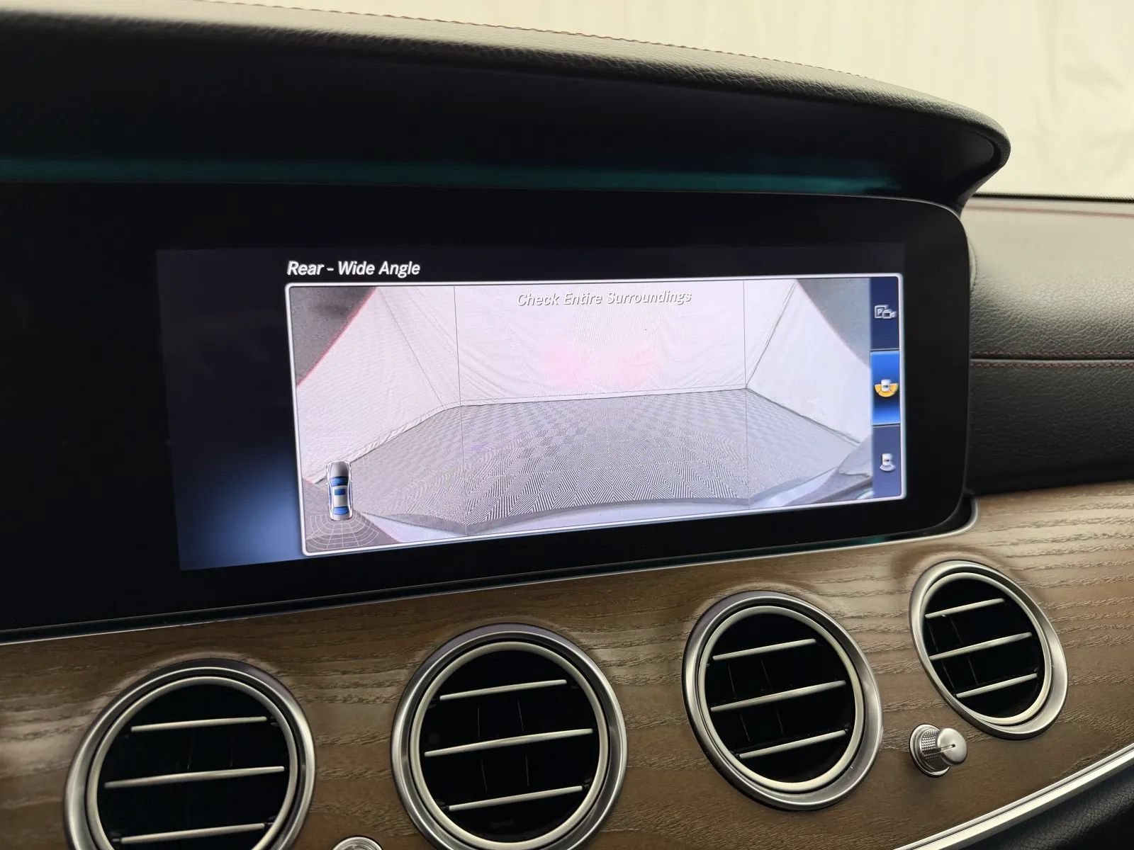 Used 2018 Mercedes-Benz E 43 AMG 4MATIC Sedan image 31