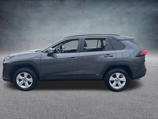 Used 2021 Toyota RAV4 XLE image 12