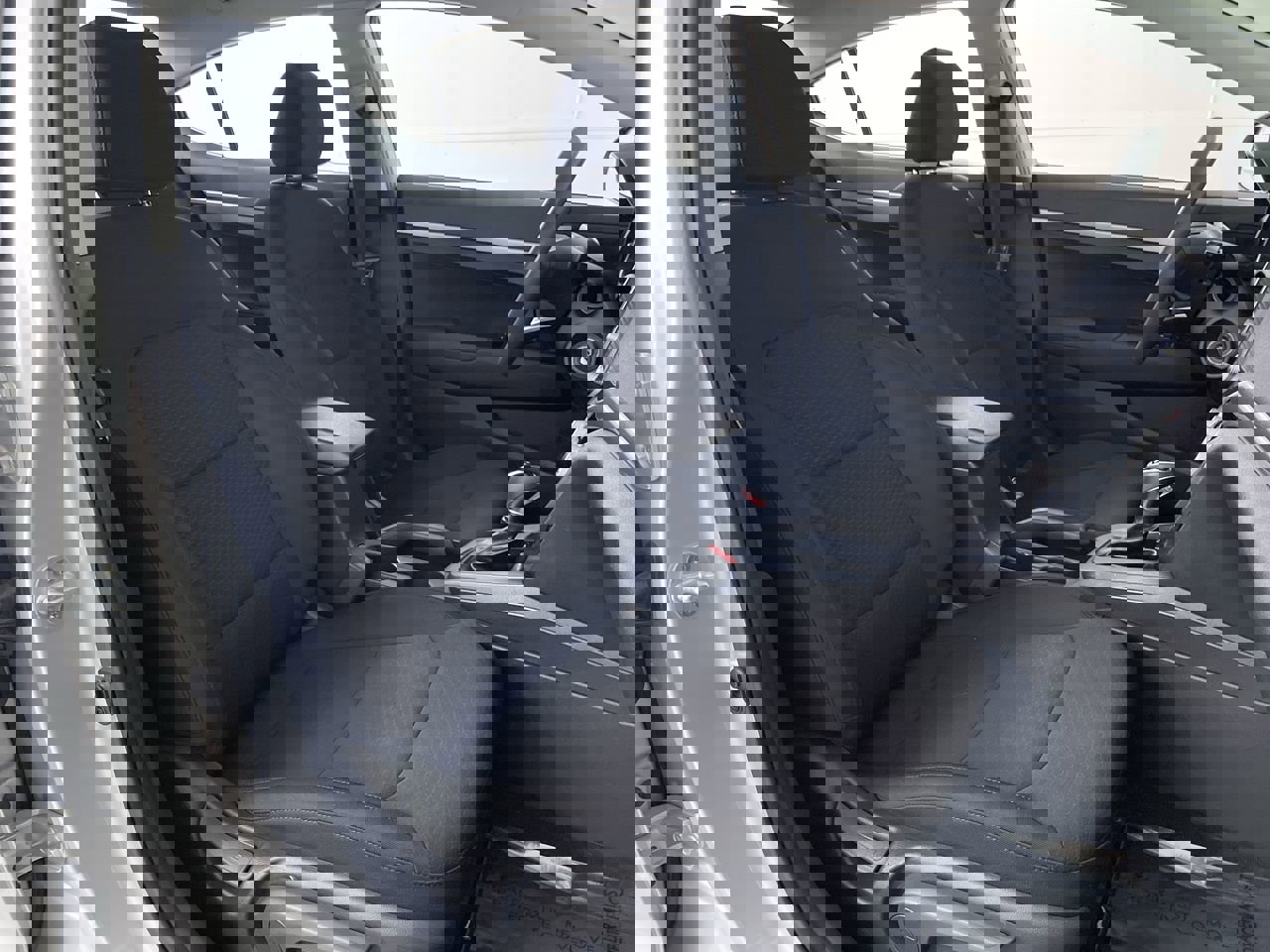 Used 2019 Hyundai Elantra SE w/ Cargo Package image 23