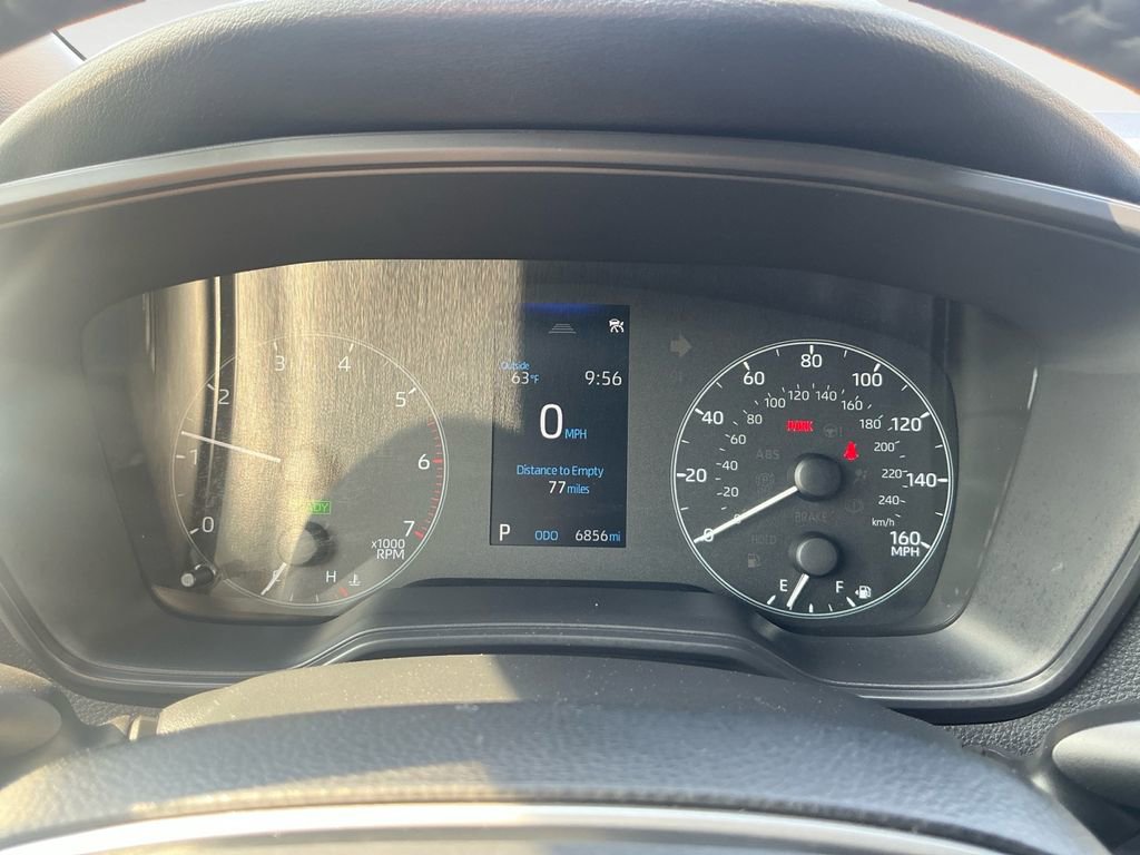 Certified 2025 Toyota Corolla SE image 24