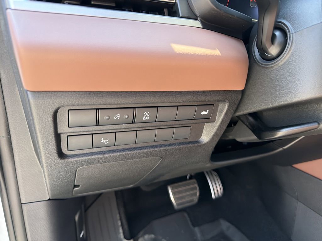 New 2026 Mitsubishi Outlander SEL AWD/4WD image 18