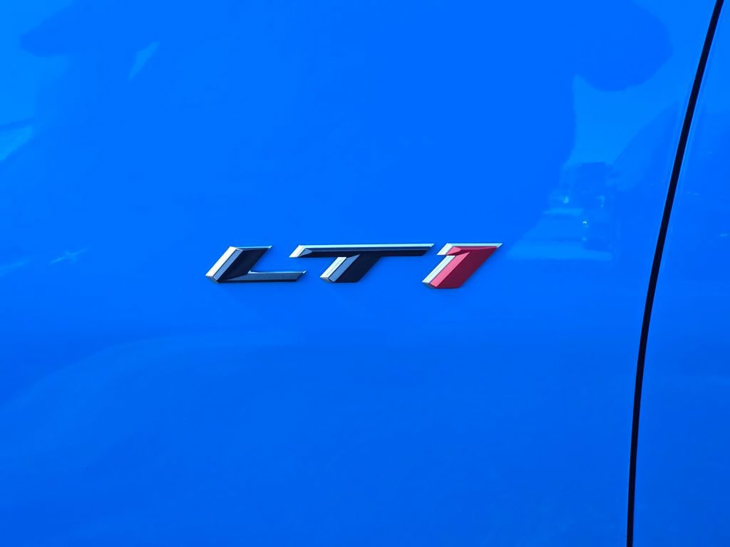 Certified 2022 Chevrolet Camaro LT w/ RS Package RWD image 10