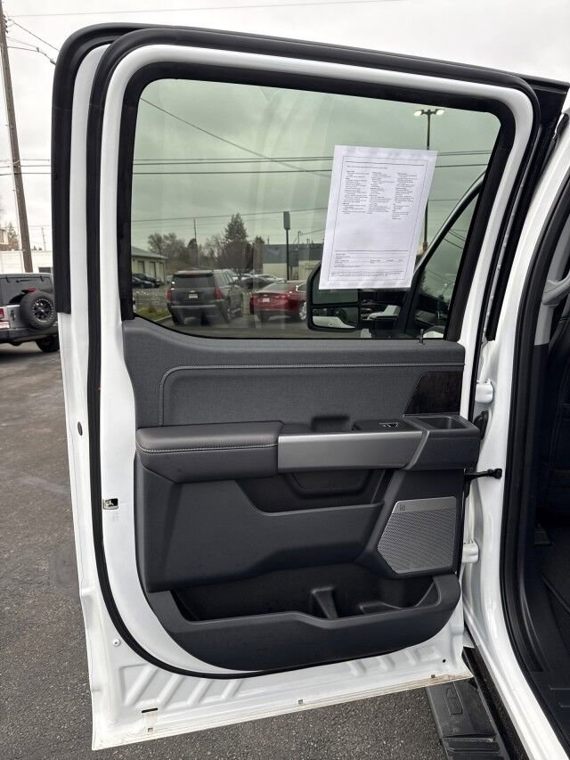 Used 2025 Ford F350 Lariat w/ Camper Package AWD/4WD image 11