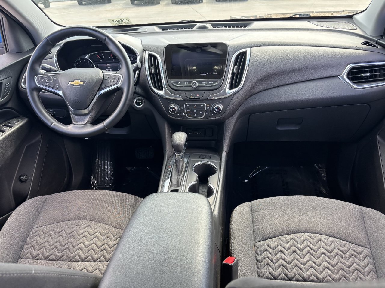 Used 2024 Chevrolet Equinox LT FWD image 13