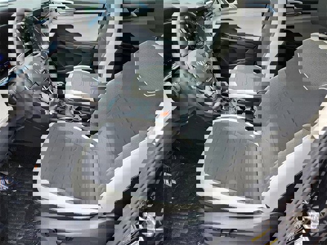 New 2025 Volkswagen Taos SE image 13