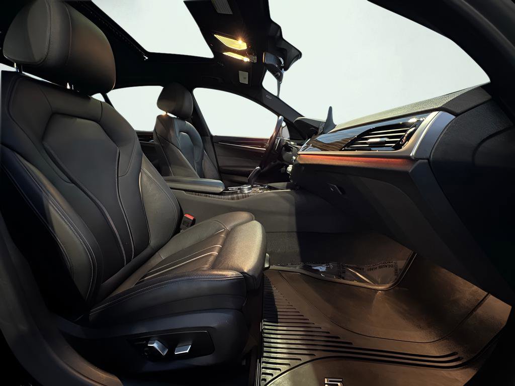 Used 2018 BMW 540i xDrive 540i xDrive image 28