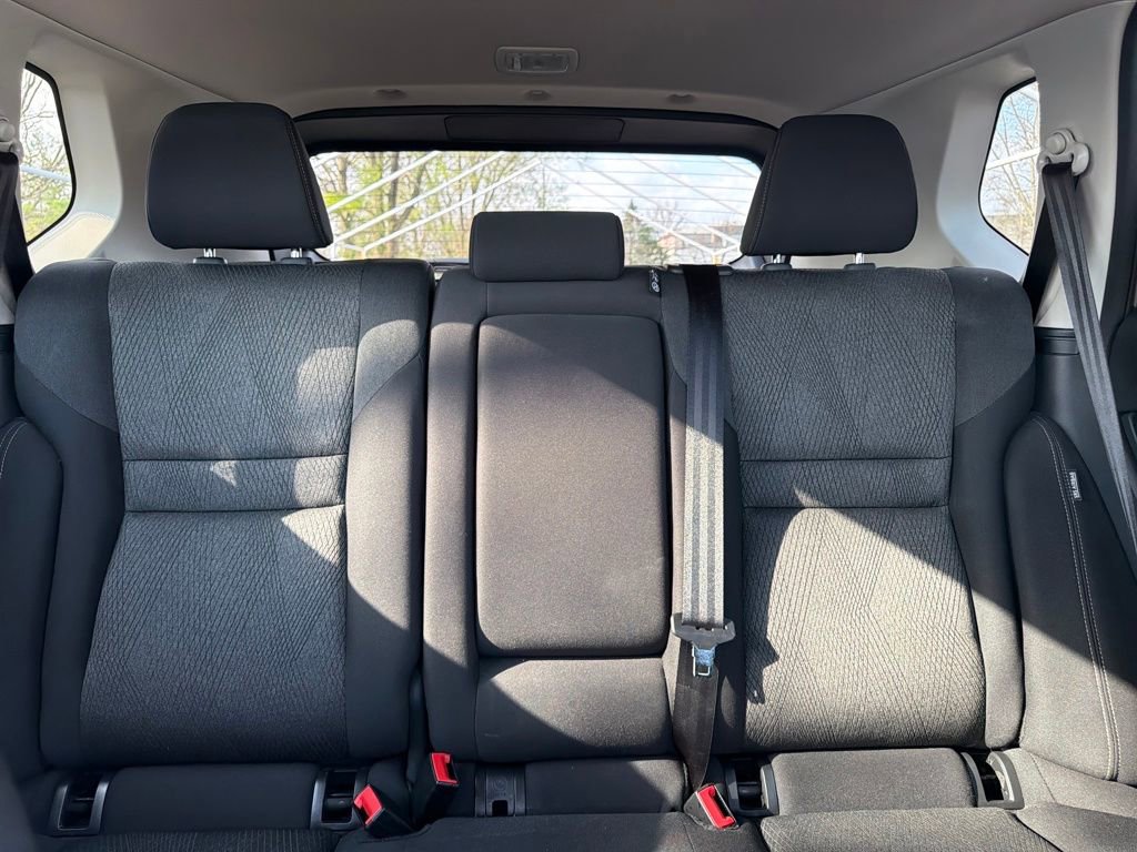Used 2025 Nissan Rogue SV image 49