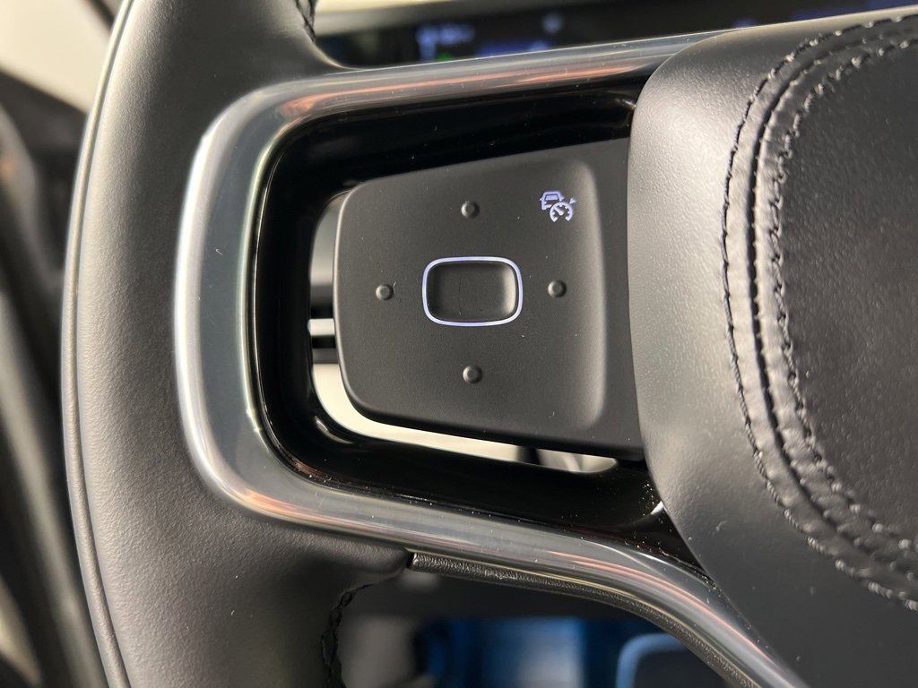 Certified 2025 Lincoln Nautilus Reserve image 21