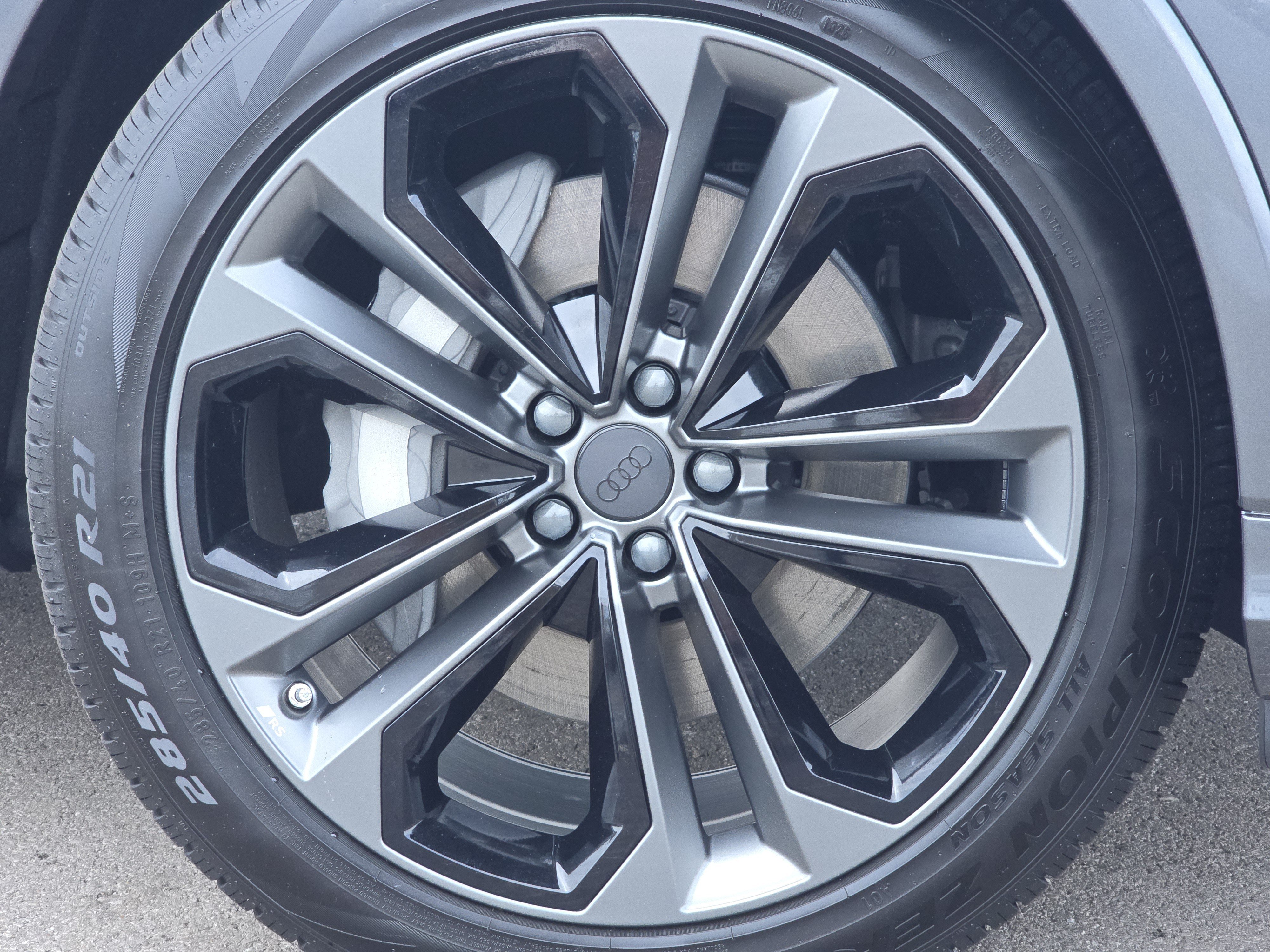 New 2026 Audi Q7 Premium Plus AWD/4WD image 15