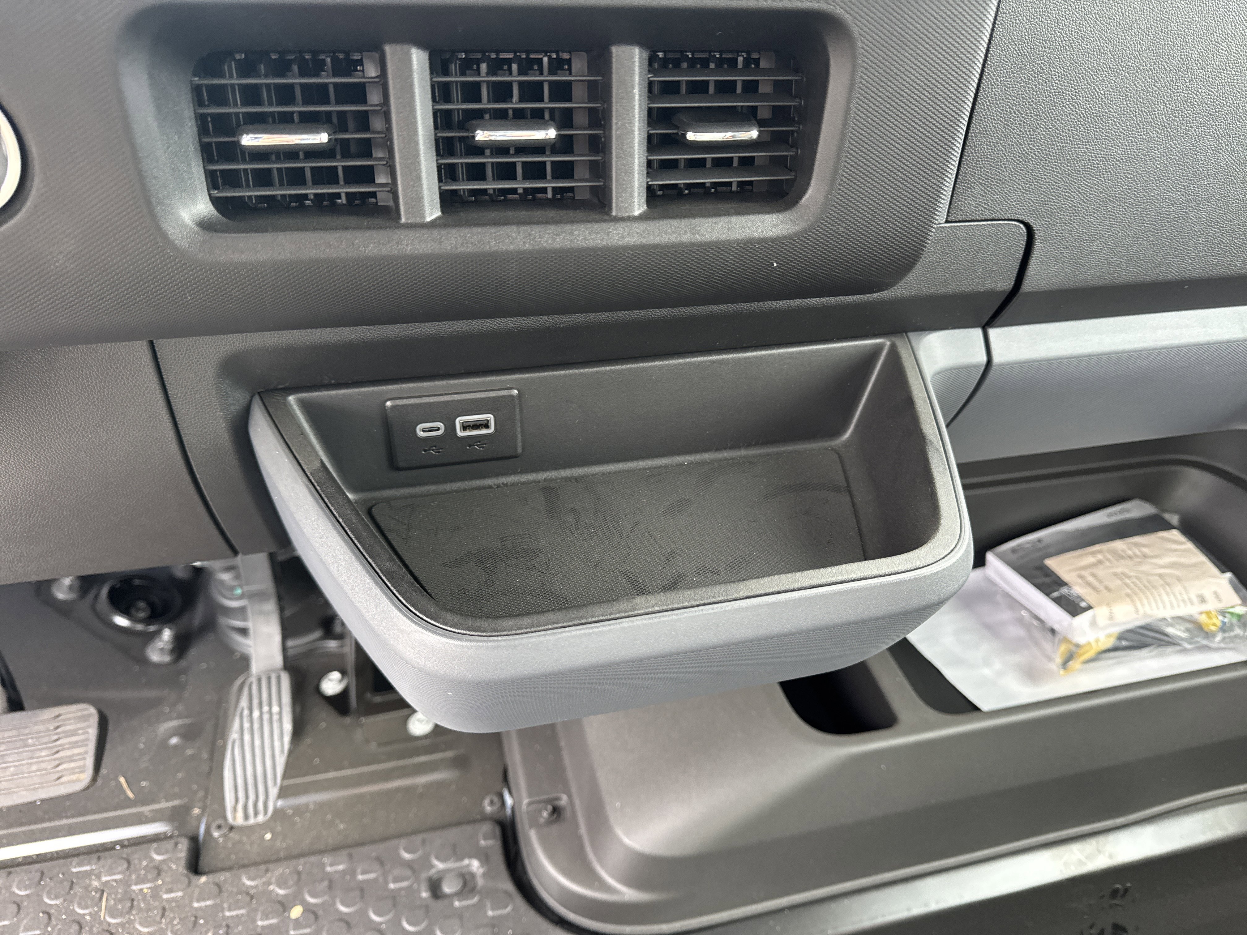 New 2025 Chevrolet Brightdrop 400 w/ Battery Pack, Max Range image 25