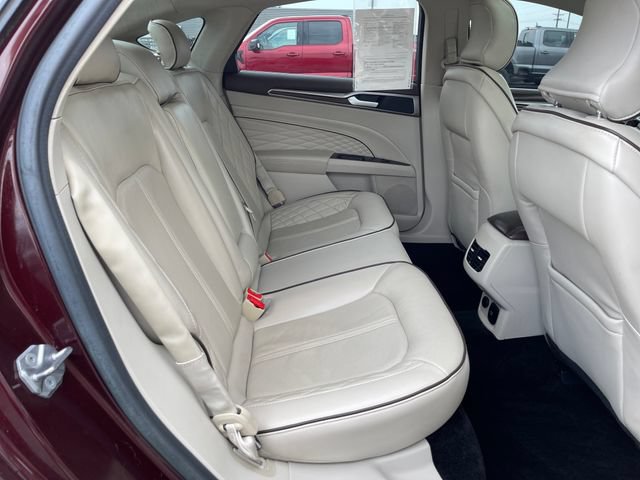 Used 2017 Ford Fusion Platinum AWD/4WD image 31
