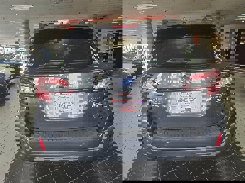 Used 2019 Subaru Outback 2.5i Premium image 5