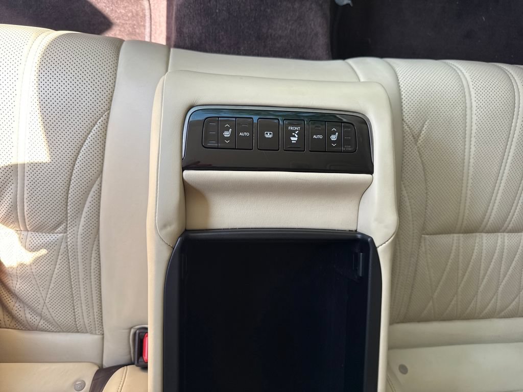Used 2018 Lexus LS 500 AWD w/ Interior Upgrade Package image 27