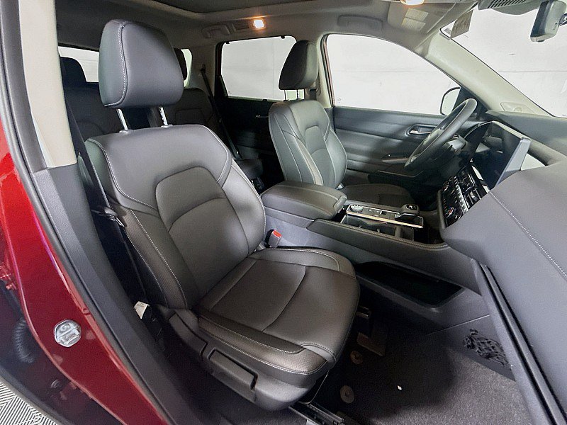 New 2026 Nissan Pathfinder SL w/ SL Premium Package AWD/4WD image 30