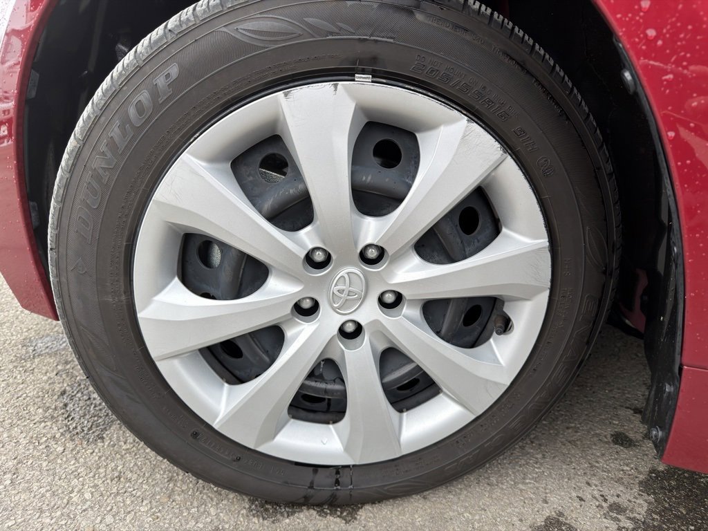 Used 2025 Toyota Corolla Hybrid Sedan image 15