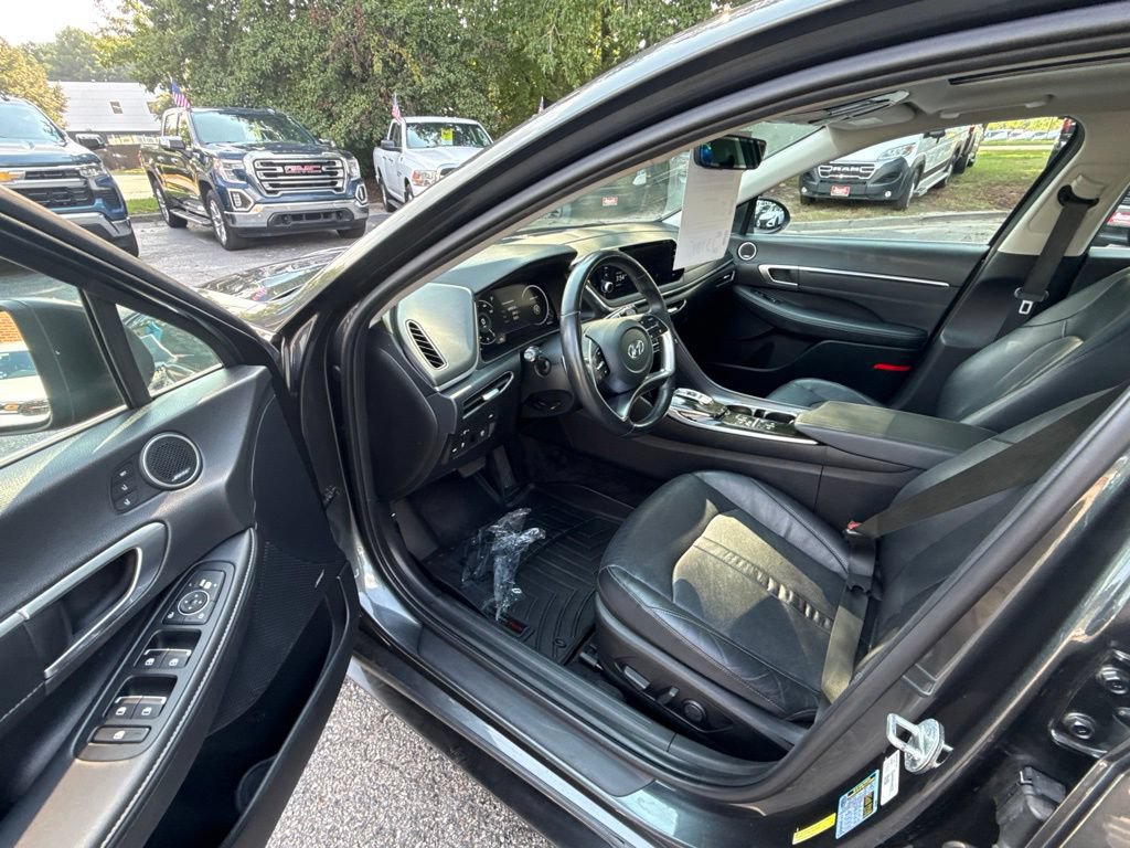 Used 2022 Hyundai Sonata Limited FWD image 11