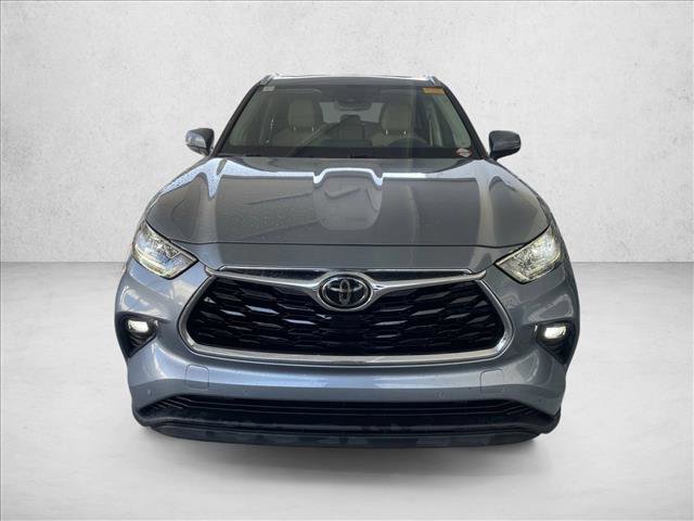 Used 2020 Toyota Highlander Limited image 5