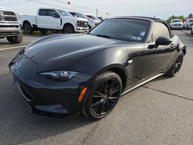 Used 2024 MAZDA MX-5 Miata Club RWD image 2