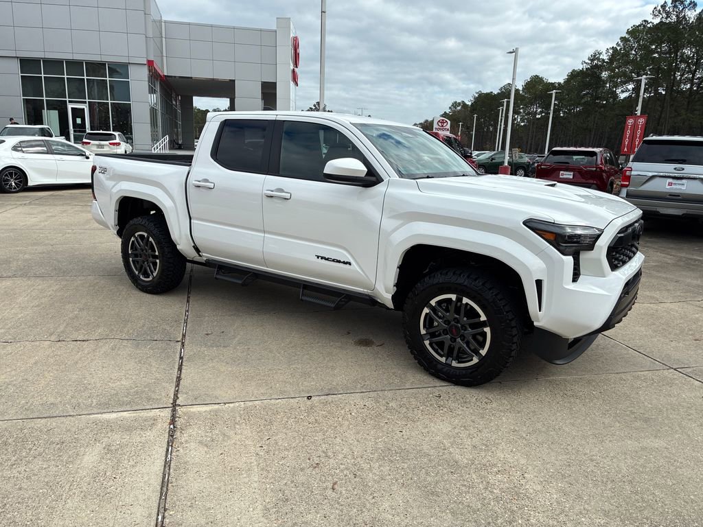 New 2025 Toyota Tacoma TRD Sport image 9