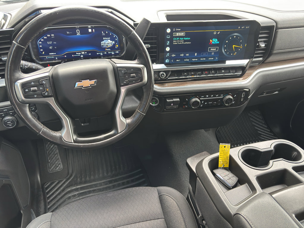 Used 2022 Chevrolet Silverado 1500 LT AWD/4WD image 14