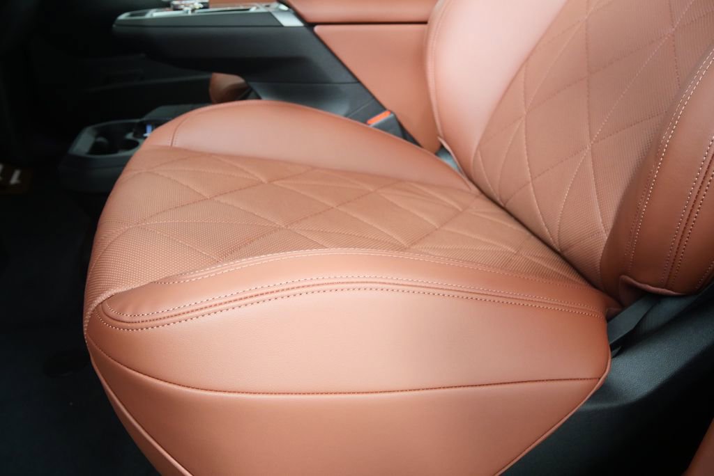 Used 2026 BMW iX xDrive60 w/ M Sport Package image 11