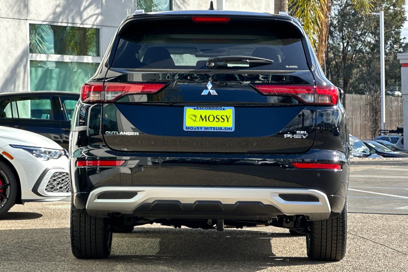 New 2025 Mitsubishi Outlander SEL image 5