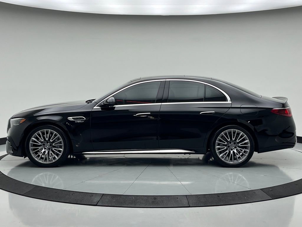 Used 2025 Mercedes-Benz E 53 AMG e 4MATIC Sedan image 8