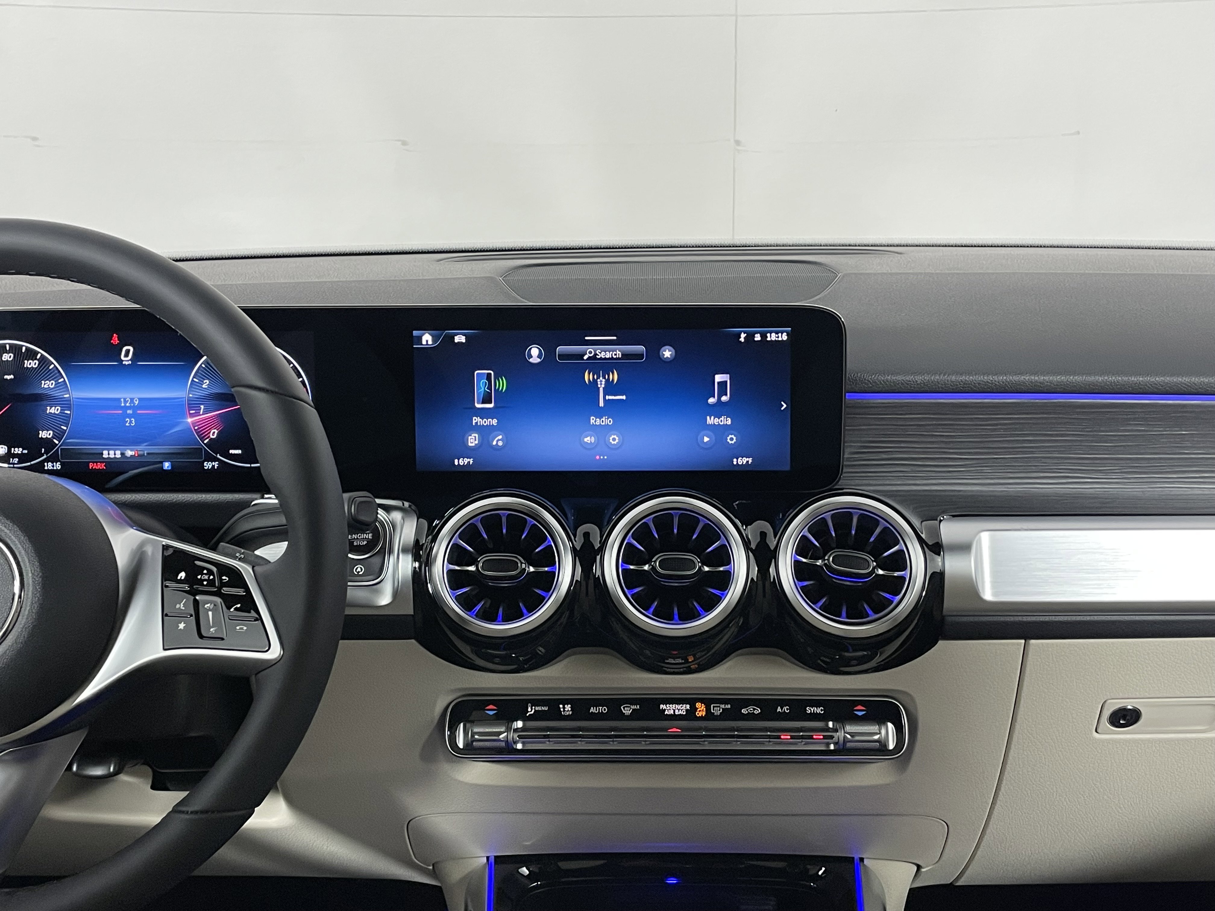 New 2026 Mercedes-Benz GLB 250 image 17