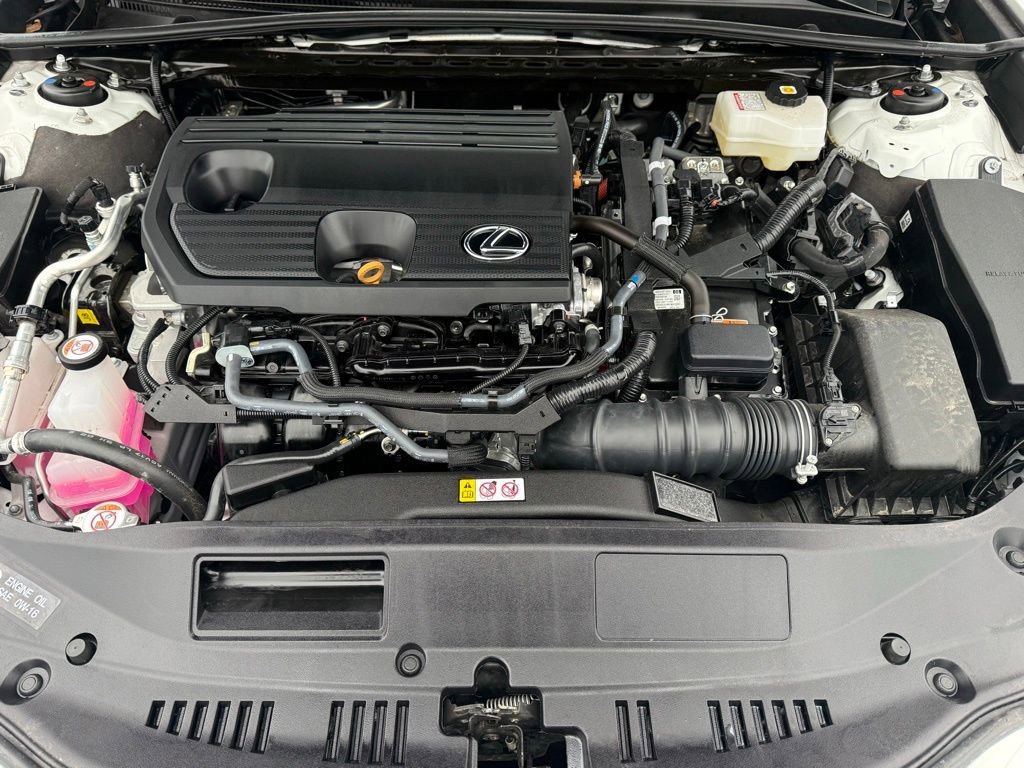 Certified 2025 Lexus ES 300h w/ Premium Package image 20