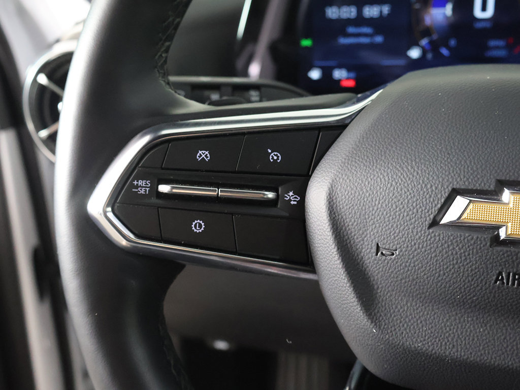 Used 2026 Chevrolet Equinox LT FWD image 38