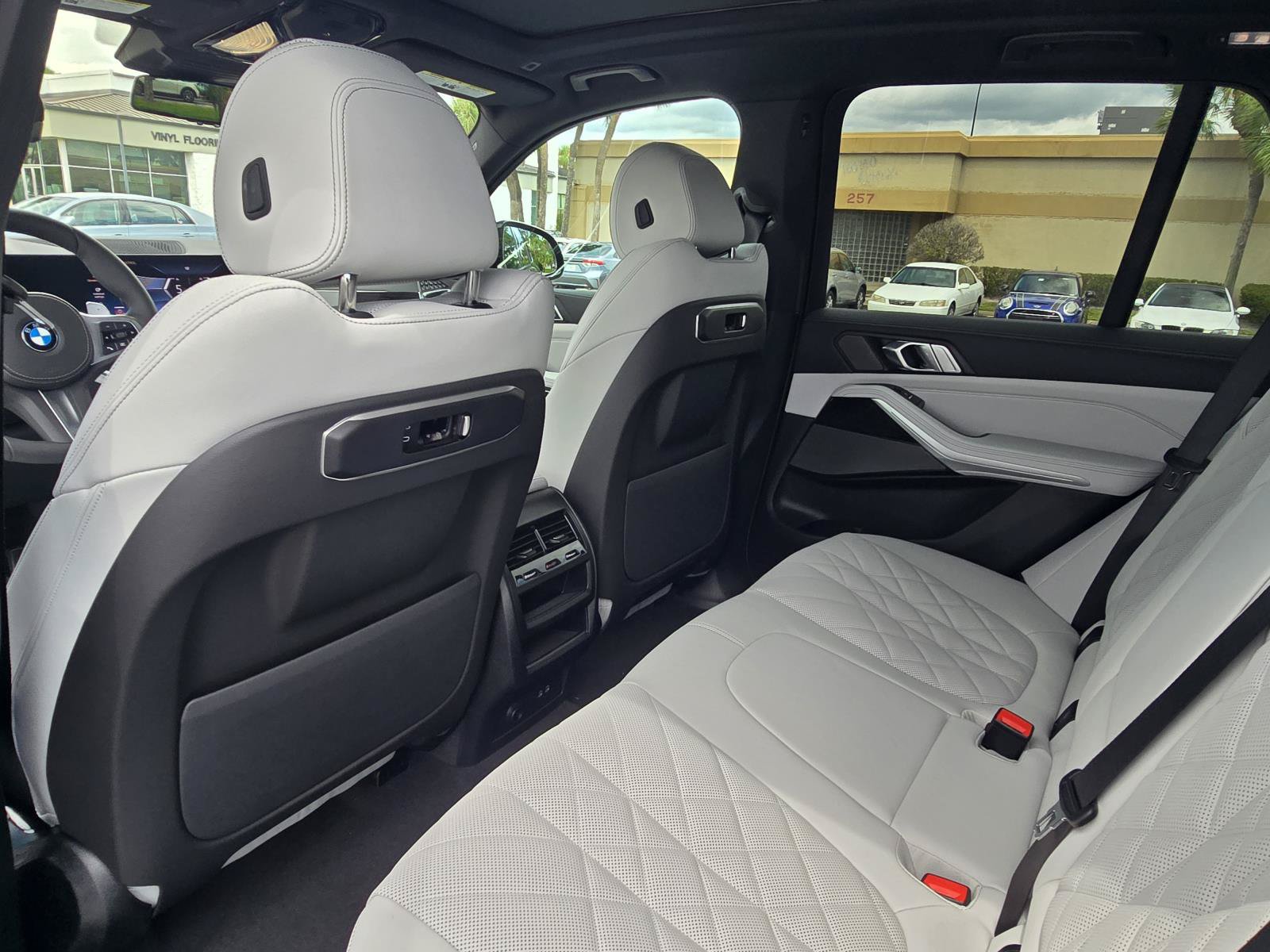 New 2026 BMW X5 sDrive40i w/ M Sport Package RWD image 11