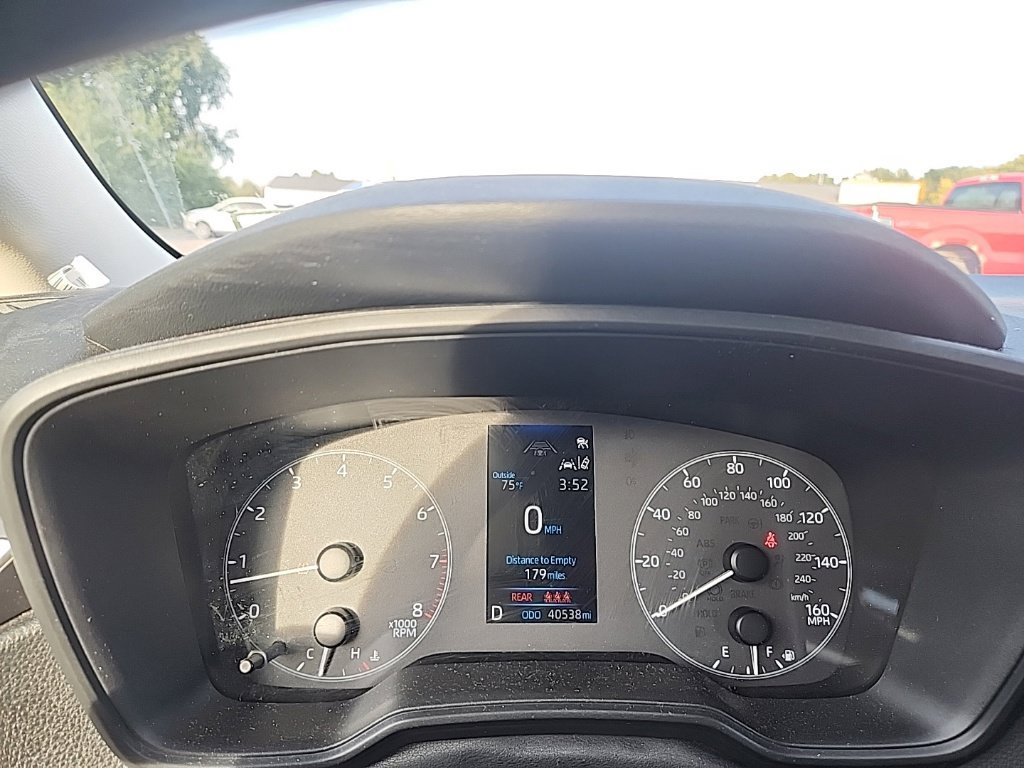 Used 2025 Toyota Corolla LE FWD image 15
