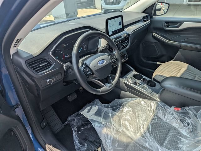 Used 2022 Ford Escape SE w/ Cold Weather Package FWD image 12