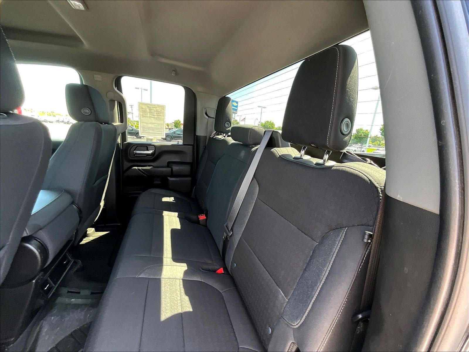 Used 2022 Chevrolet Silverado 2500 Custom w/ Custom Value Package AWD/4WD image 21