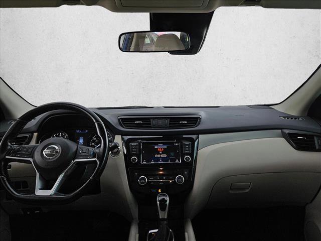 Used 2020 Nissan Rogue Sport SV w/ Technology Package image 19