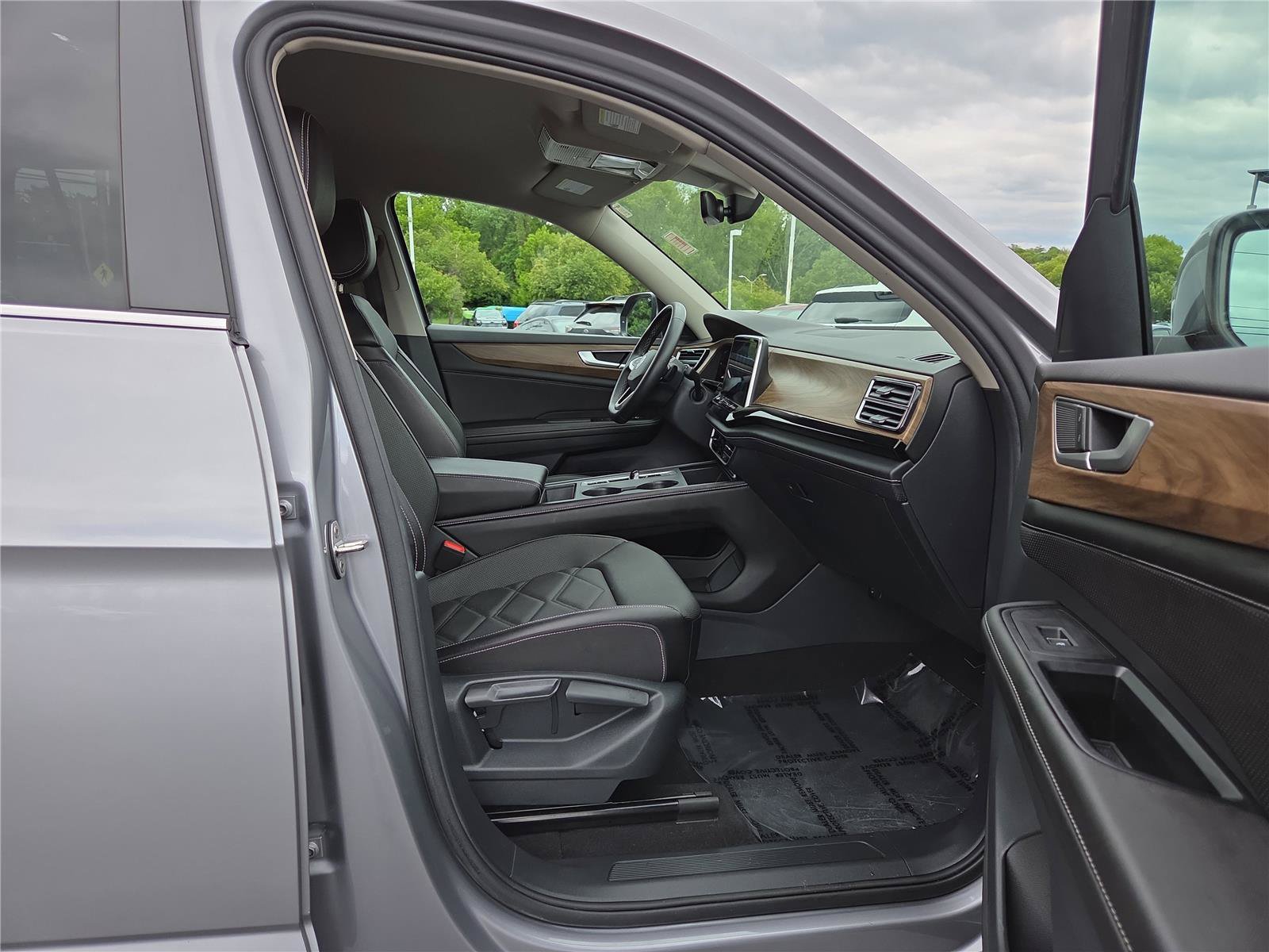 Certified 2024 Volkswagen Atlas SE AWD/4WD image 25